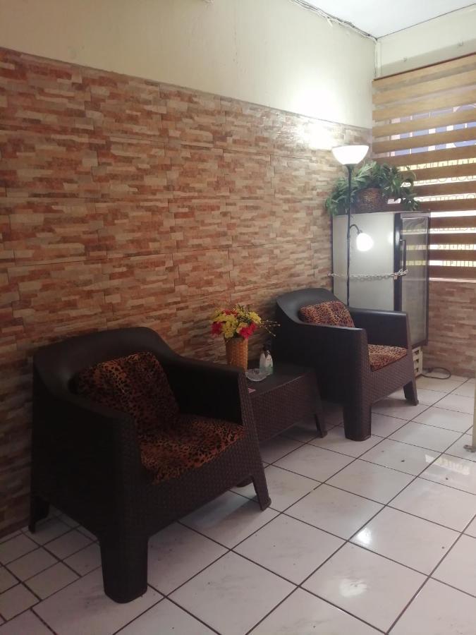 Hotel Metropolitano Guatemala-Stad Buitenkant foto