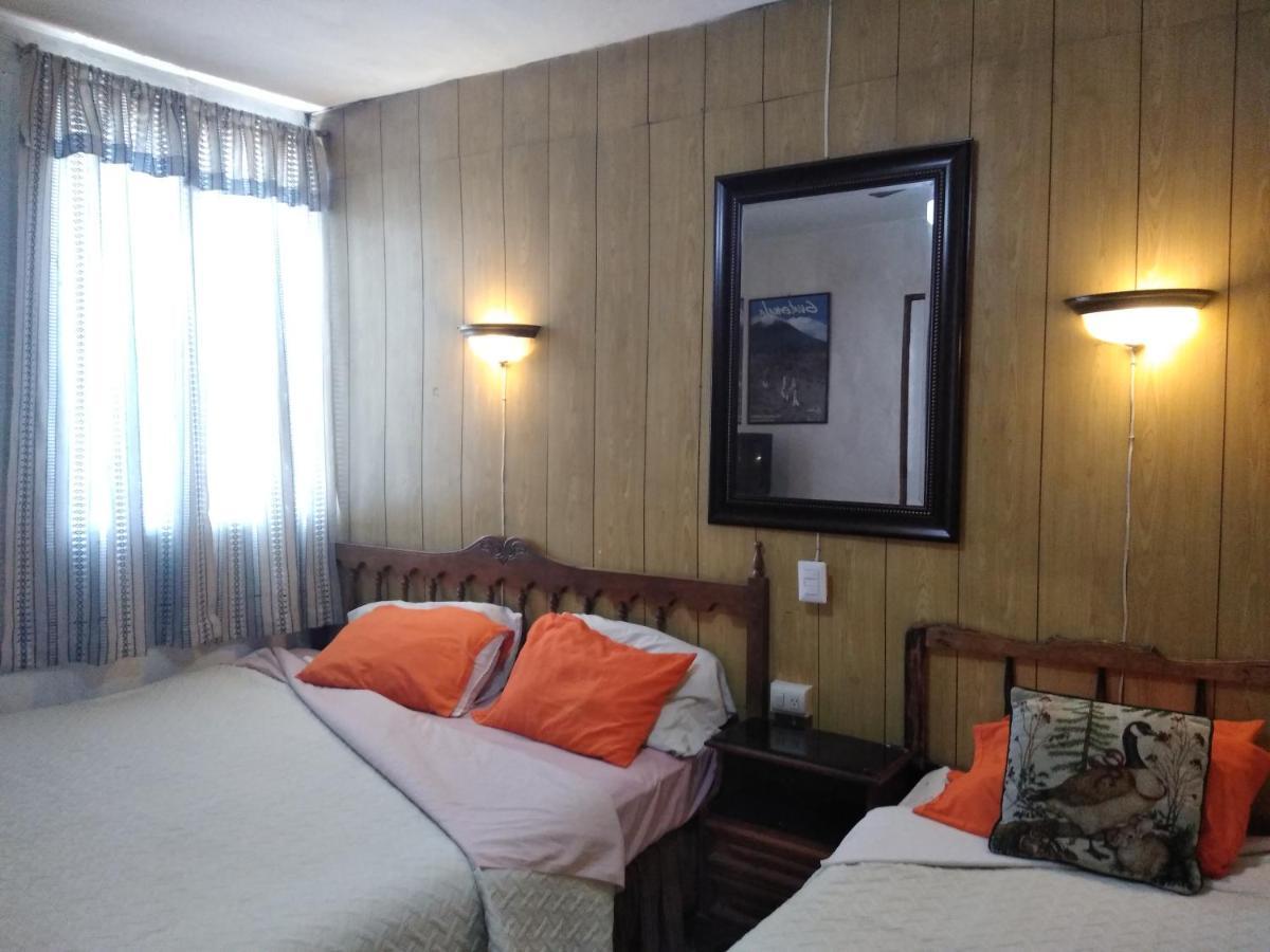 Hotel Metropolitano Guatemala-Stad Buitenkant foto
