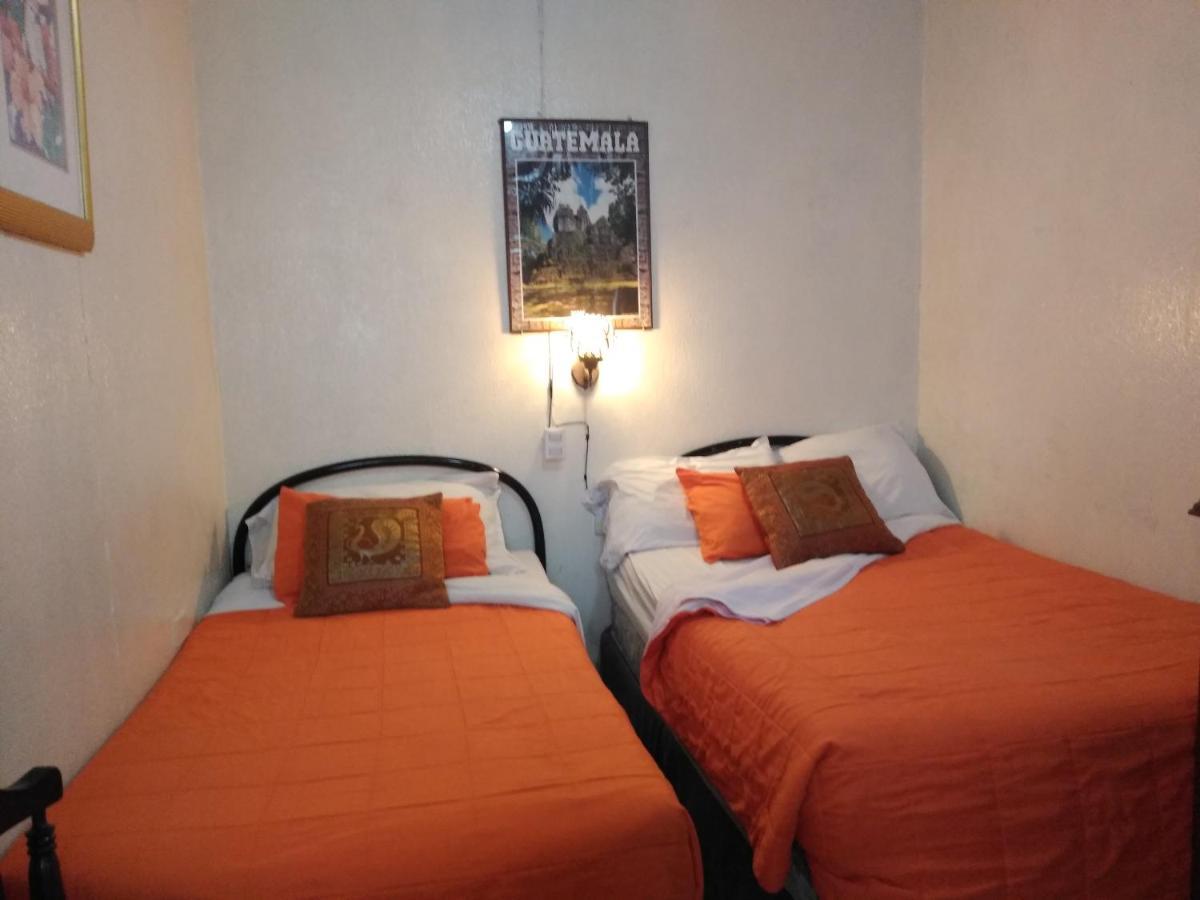 Hotel Metropolitano Guatemala-Stad Buitenkant foto